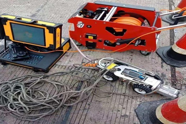 墨玉CCTV管道检测机器人